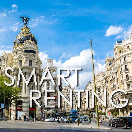 Apartamentos SmartRenting Gran Vía Madrid Exterior foto