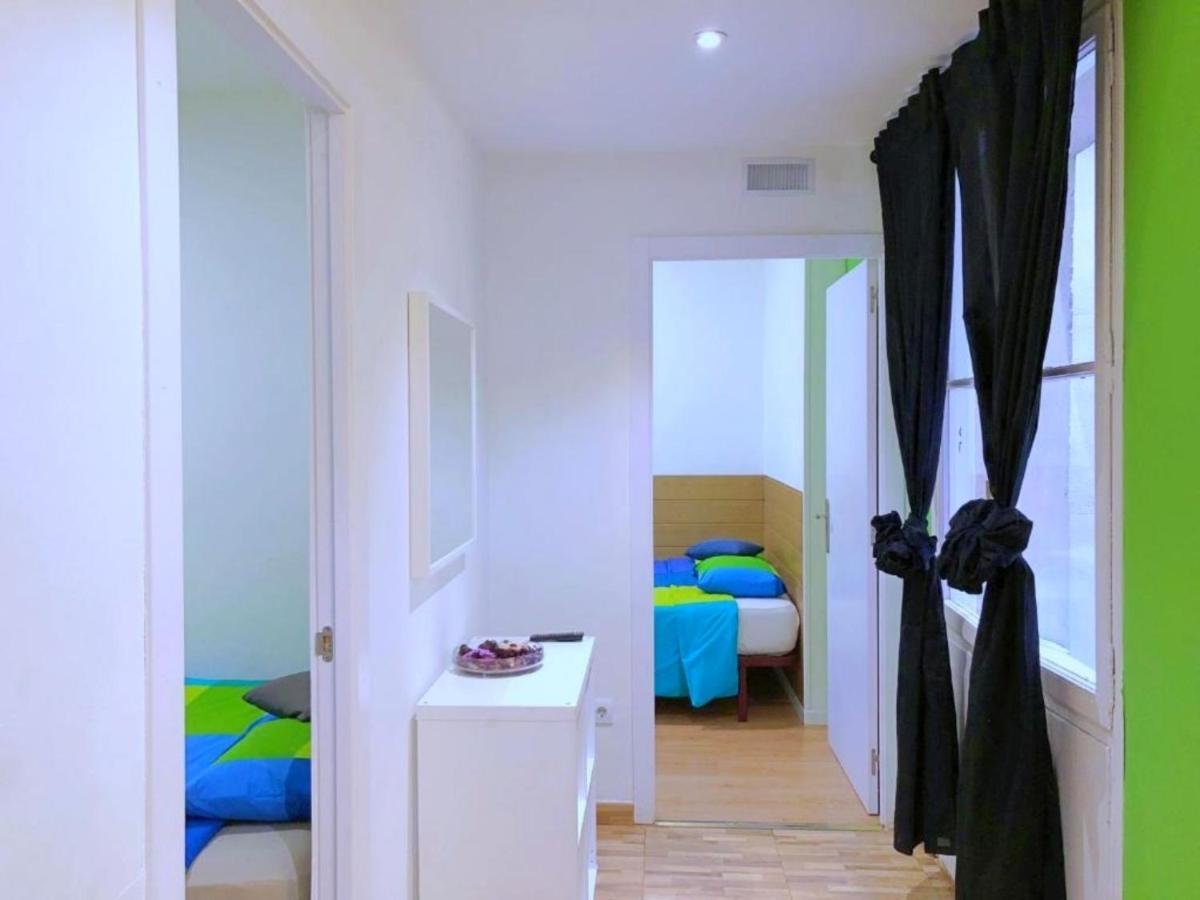 Apartamentos SmartRenting Gran Vía Madrid Exterior foto