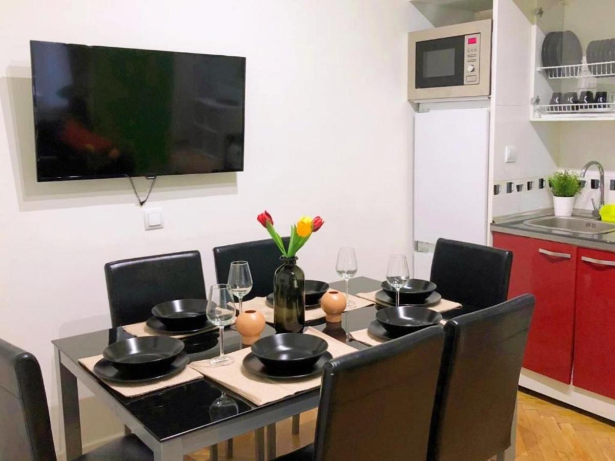Apartamentos SmartRenting Gran Vía Madrid Exterior foto